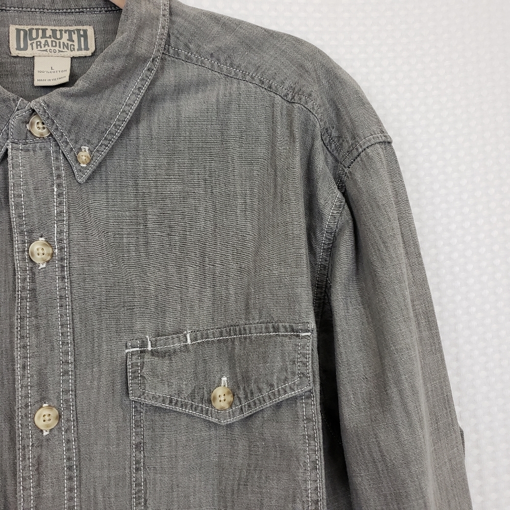 Duluth Trading Company Button Down Shirt Gray Size Large Free Swinging View 3